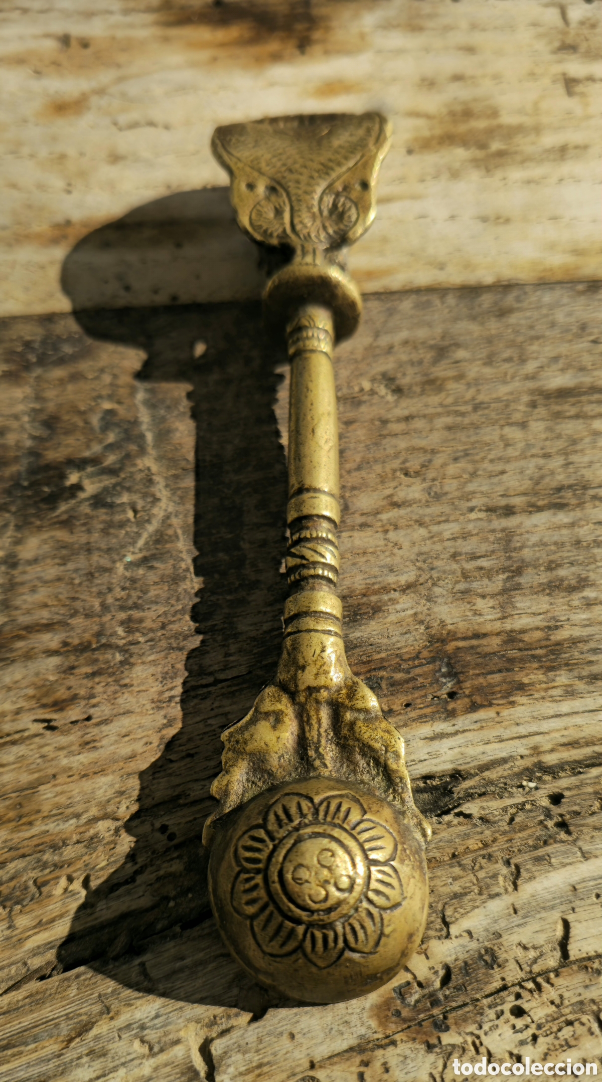 Antig&uuml;edades: Antigua cuchara bronce - Foto 4