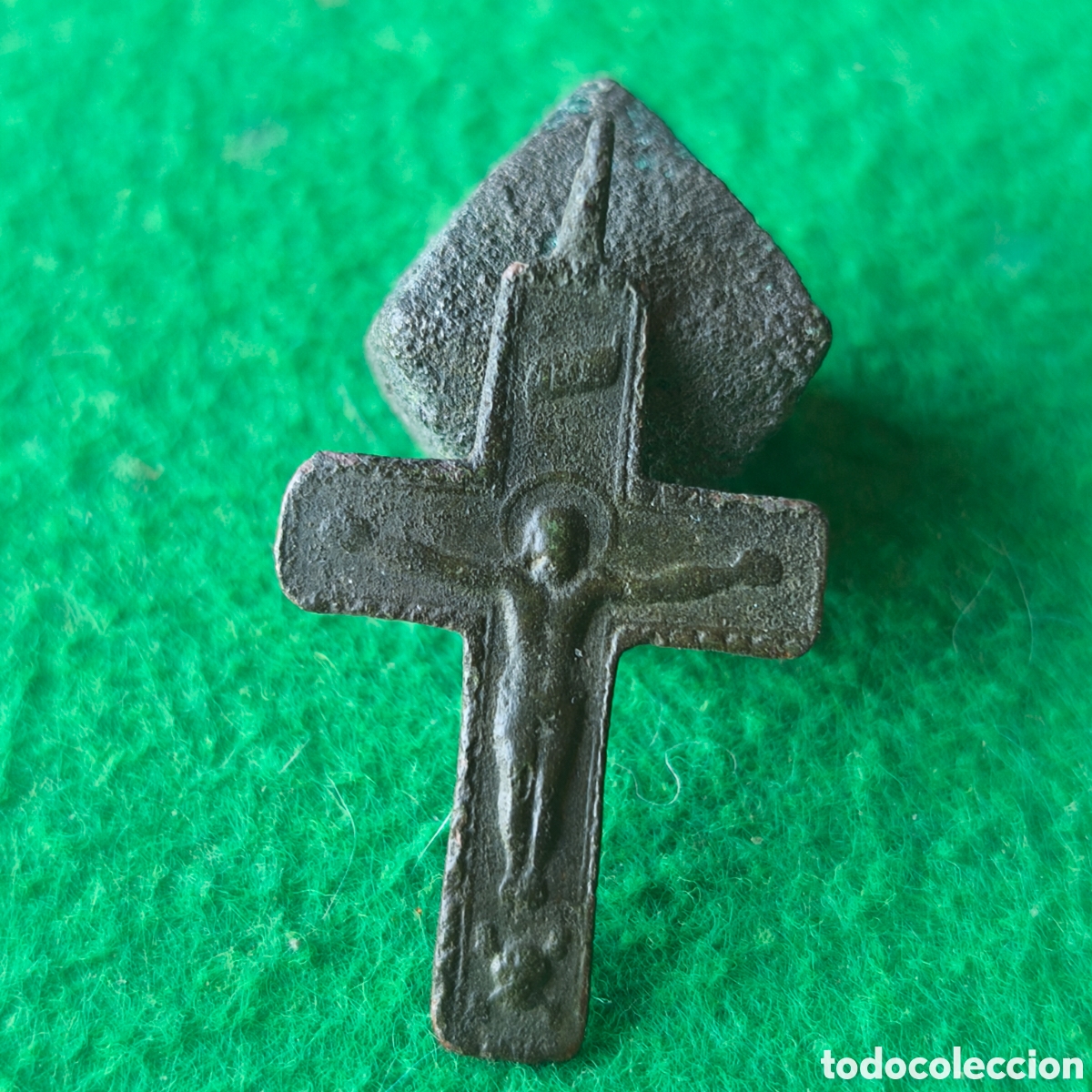 Antig&uuml;edades: Cruz crucifijo medalla