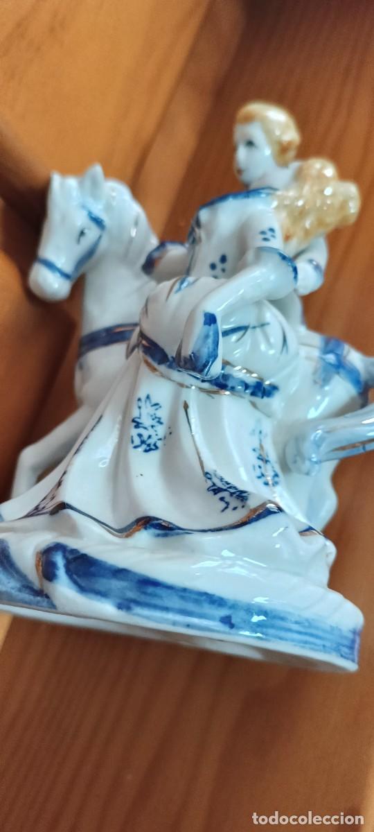 Antig&uuml;edades: Pareja de porcelana de epoca - Foto 6
