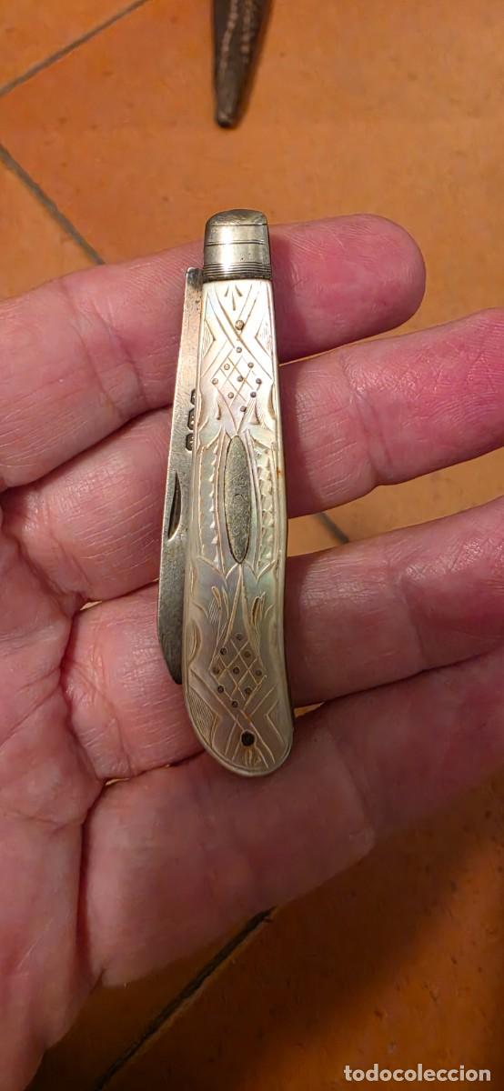 Antig&uuml;edades: Preciosa navaja frutera nacar y plata inglesa siglo XIX
