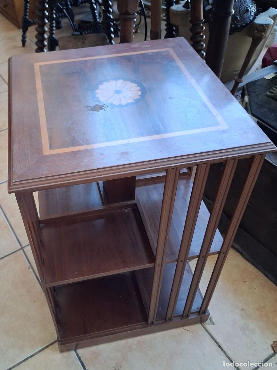Antig&uuml;edades: Revolving bookcase Libreria giratoria