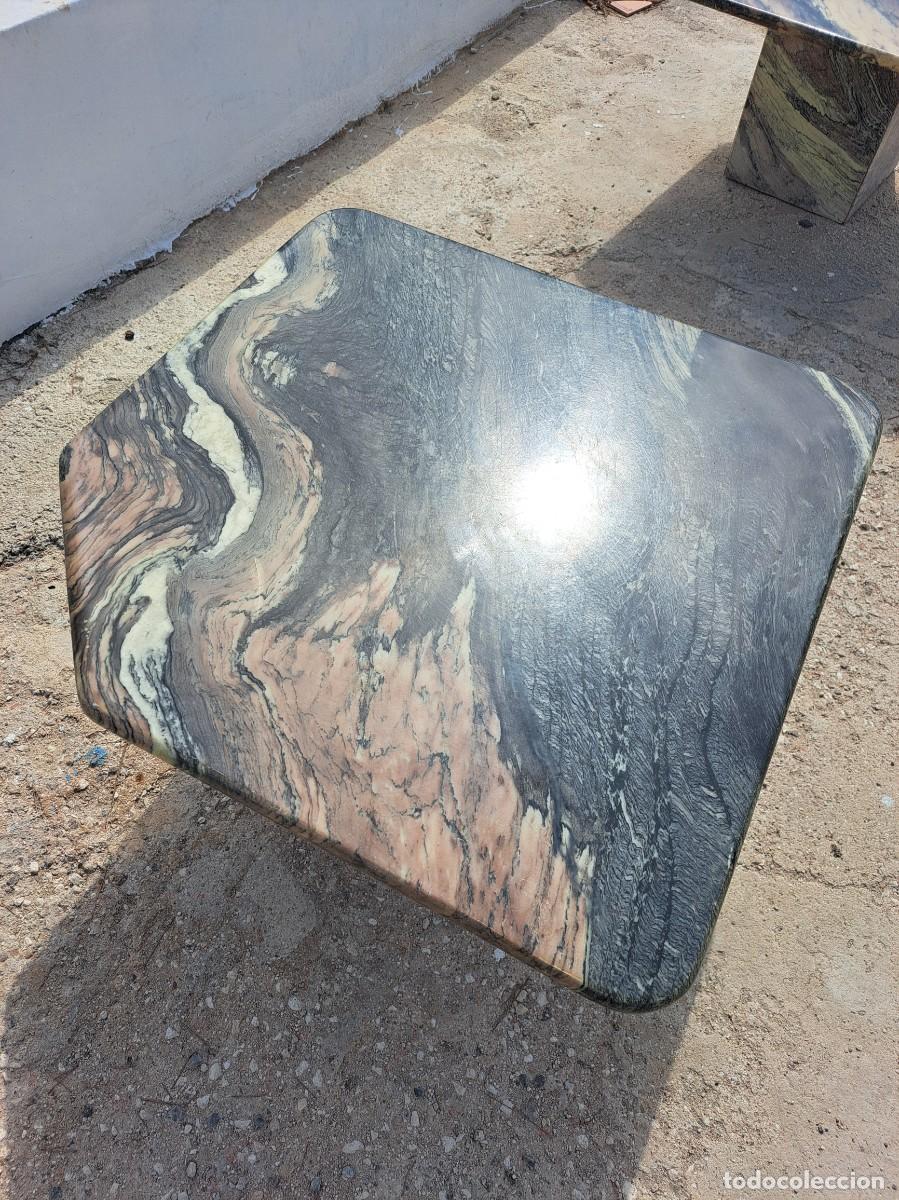 Antig&uuml;edades: mesa de m&aacute;rmol, de centro, diversos colores y jaspeado. - Foto 4