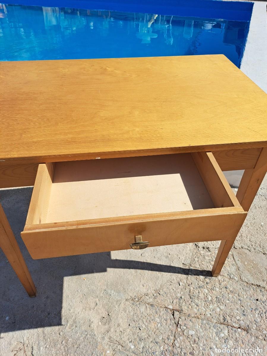 Antig&uuml;edades: Bonita mesa de tocinera con un caj&oacute;n. - Foto 4