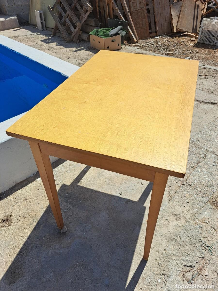 Antig&uuml;edades: Bonita mesa de tocinera con un caj&oacute;n. - Foto 6