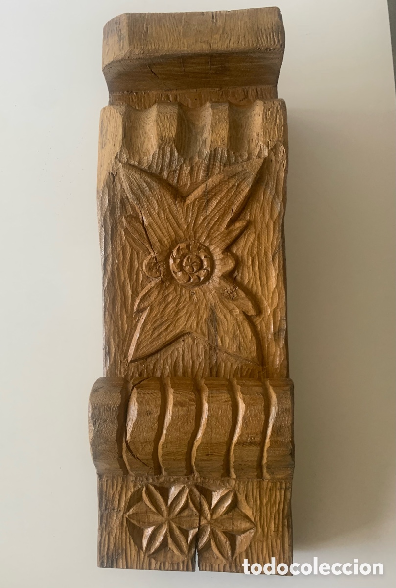 Antig&uuml;edades: M&eacute;nsula peana de madera maciza tallada a mano artesanal
