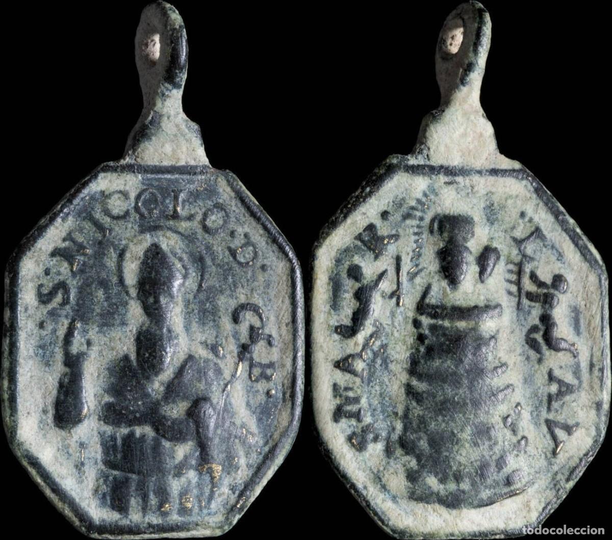 Antig&uuml;edades: Religious medal XVI-XVII centuries, S. Nicolas Bari / V. Loreto - 24x14 mm.