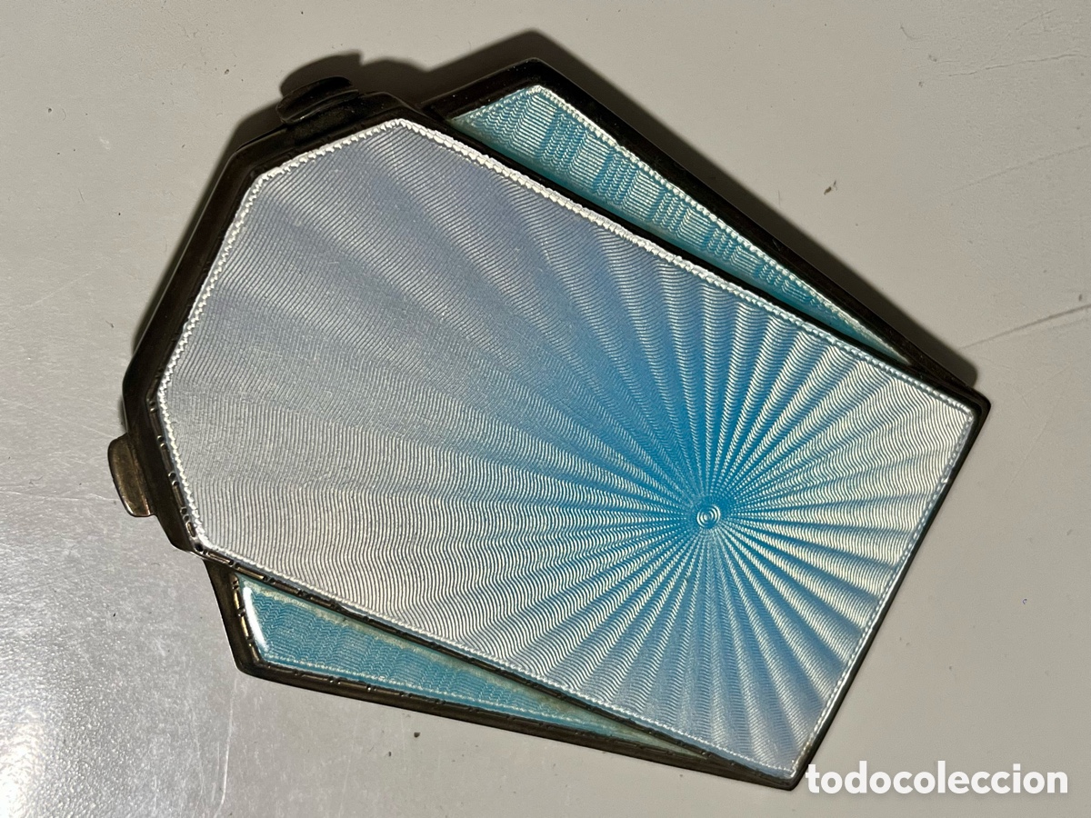 Antig&uuml;edades: 1920 Exquisita polvera Art Deco plata de ley y esmalte guilloche,austro hungara
