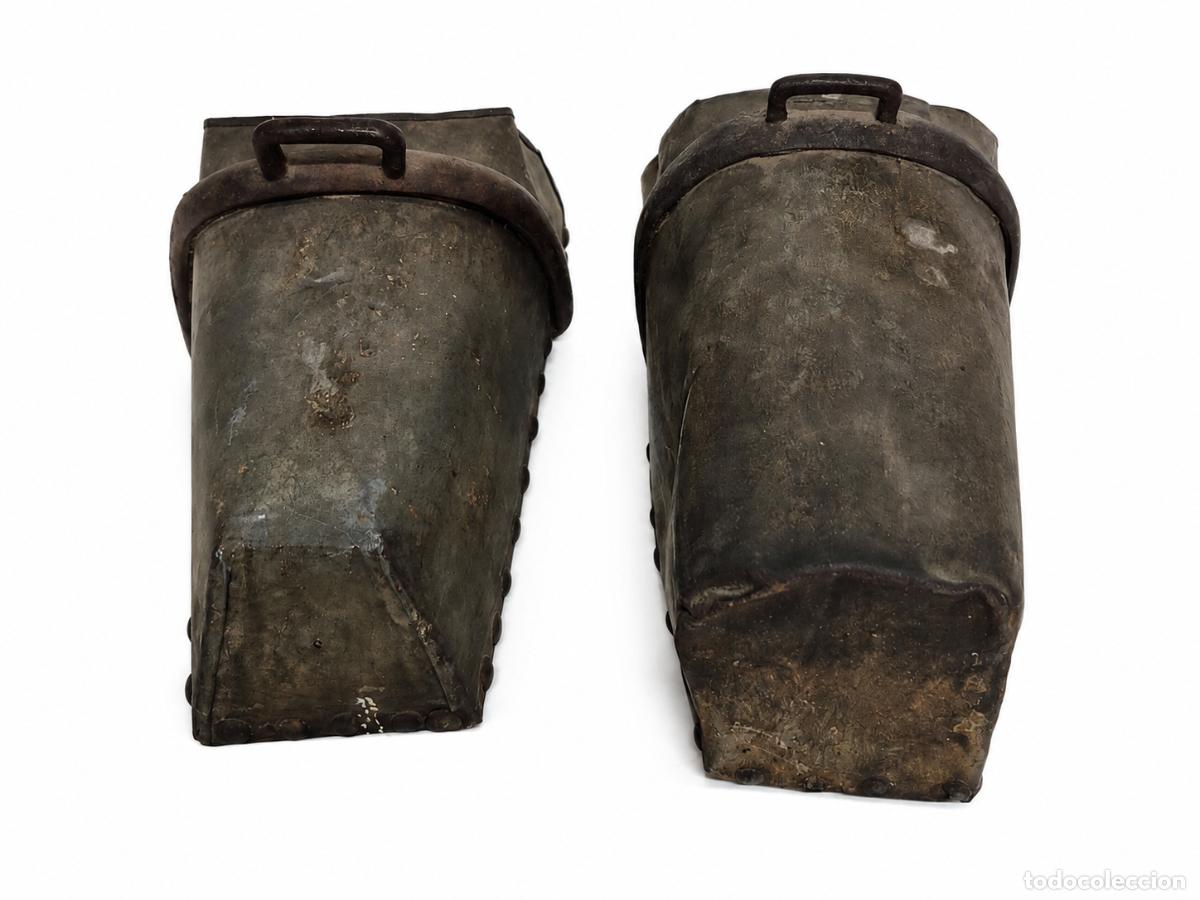 Antig&uuml;edades: Antiguo Estribo de Zapato, de Zueco o de Caj&oacute;n - Madera, Metal y Hierro Forjado - S.XVIII-XIX
