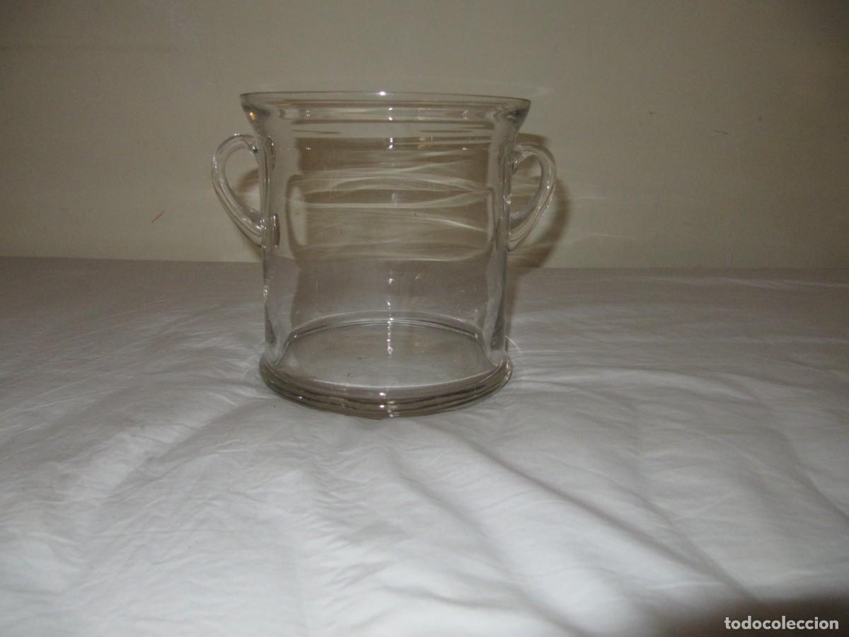 Antiques: Cubitera-enfriador de botella en cristal a&ntilde;os 60 con orejas (sirve de macetero)