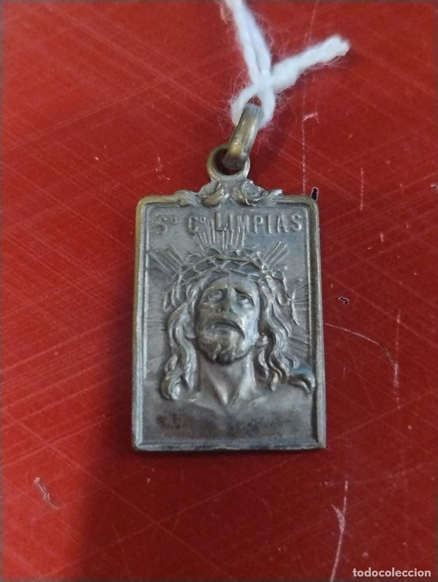 Antig&uuml;edades: Antigua medalla religiosa del Santo Cristo de LIMPIAS 2,50 X 1,50 cm