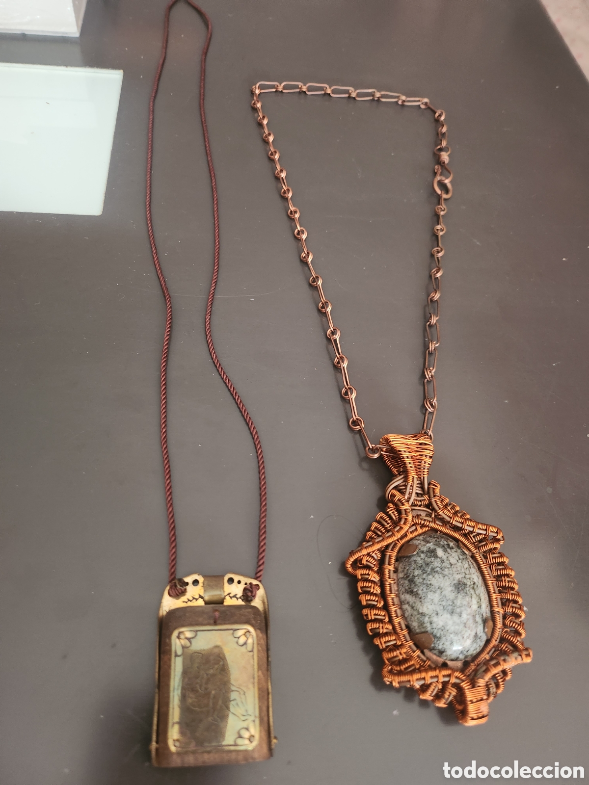 Antig&uuml;edades: Lote 2 amuletos los de la foto