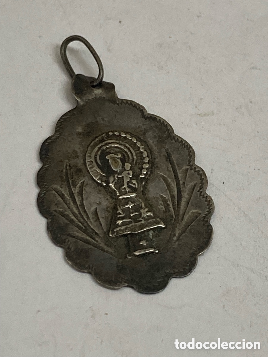 Antig&uuml;edades: Medalla de plata religiosa C639 - Foto 1