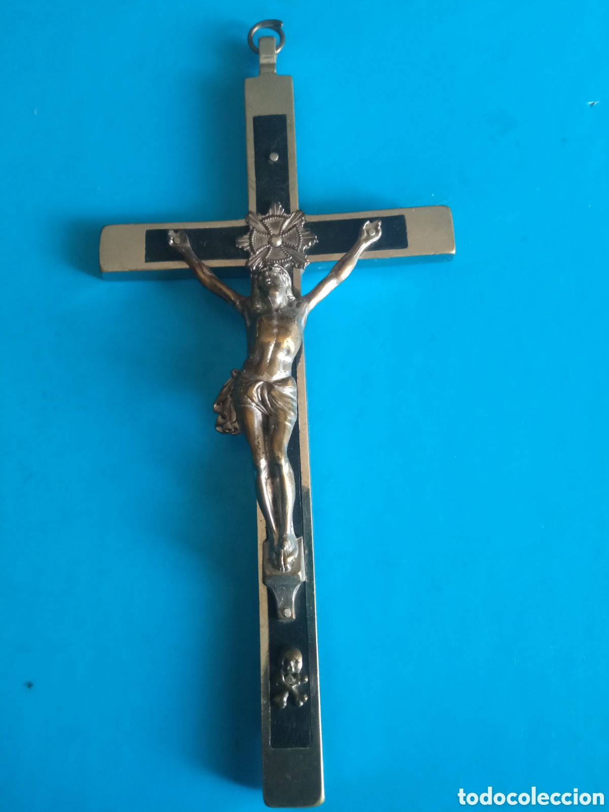 Antig&uuml;edades: Antigua cruz pectoral de h&aacute;bito religioso, mide 20x9,5cm