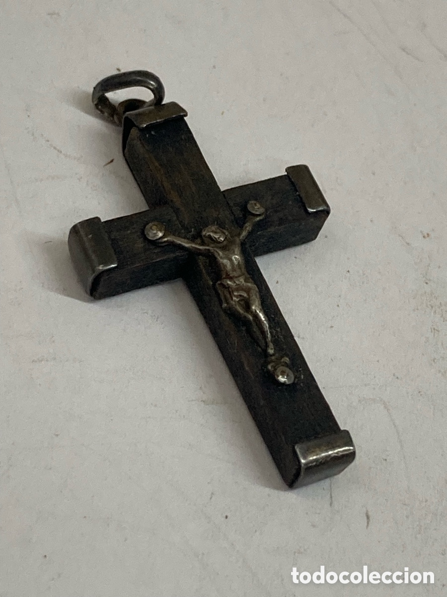 Antig&uuml;edades: Cruz de plata religiosa C639