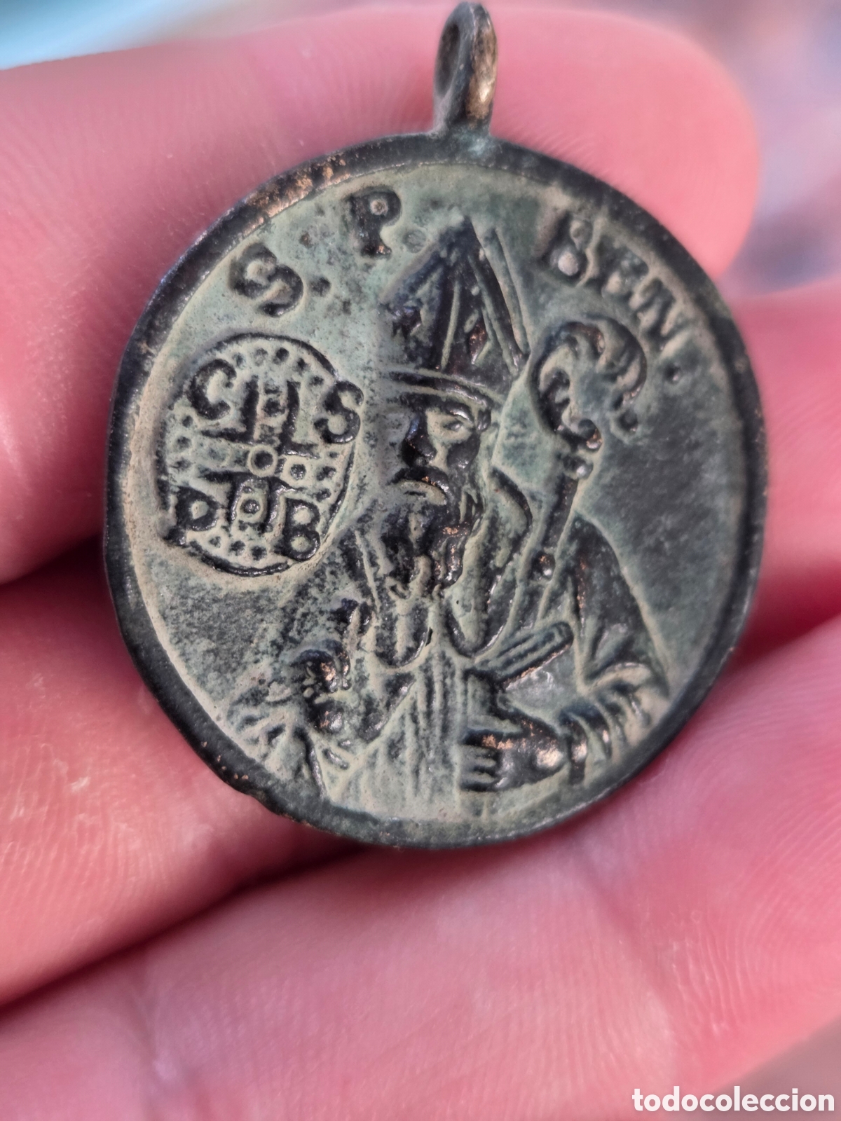 Antig&uuml;edades: Bonito Medalla Religiosa, siglo XVI-XVII