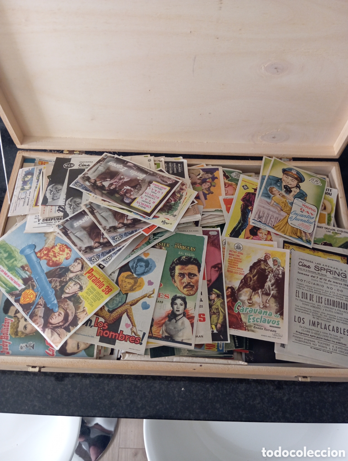 Antig&uuml;edades: Caja sorpresa manolitos cine