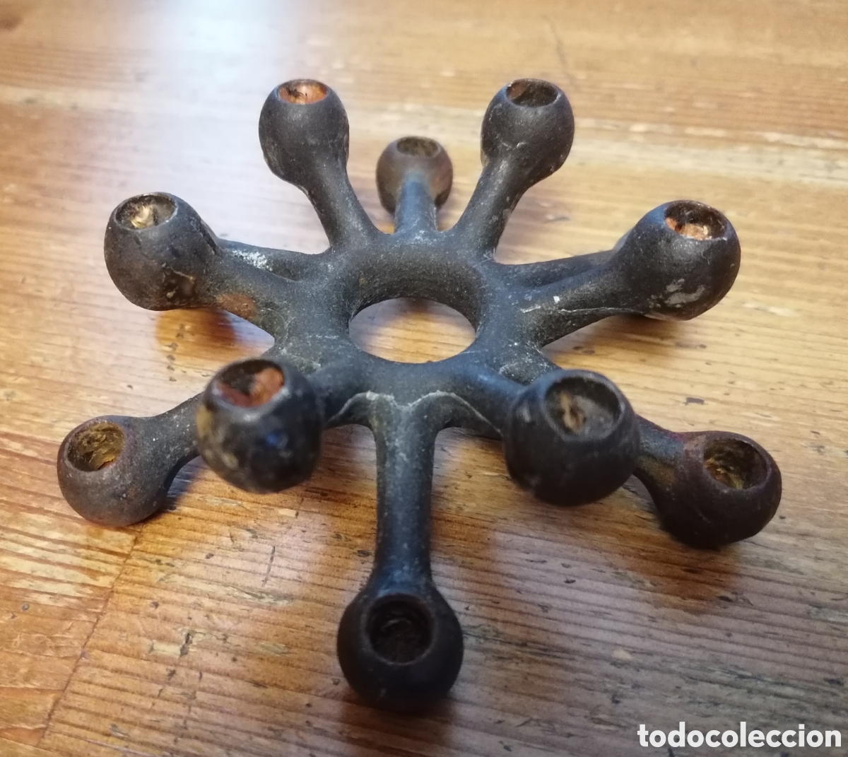 Antig&uuml;edades: Antiguo candelabro dan&eacute;s de hierro fundido