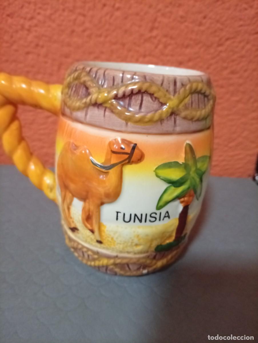Antig&uuml;edades: bonita taza de Tunez