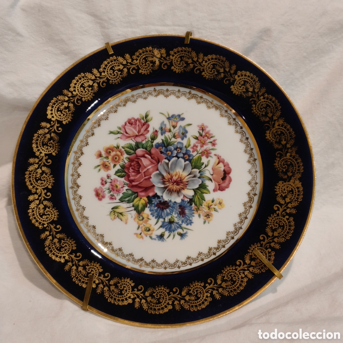 Antig&uuml;edades: Plato de Porcelana de Limoges (Francia) - Azul Cobalto, Oro y Flores - 20 cm