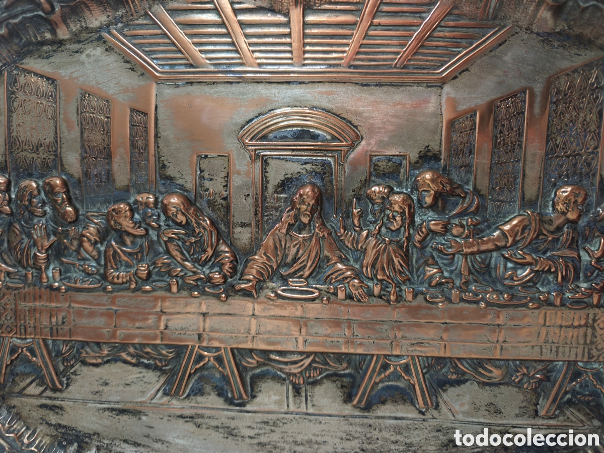 Antig&uuml;edades: Bandeja cobre repujado &Uacute;ltima Cena. Unos 40 x 25 cm