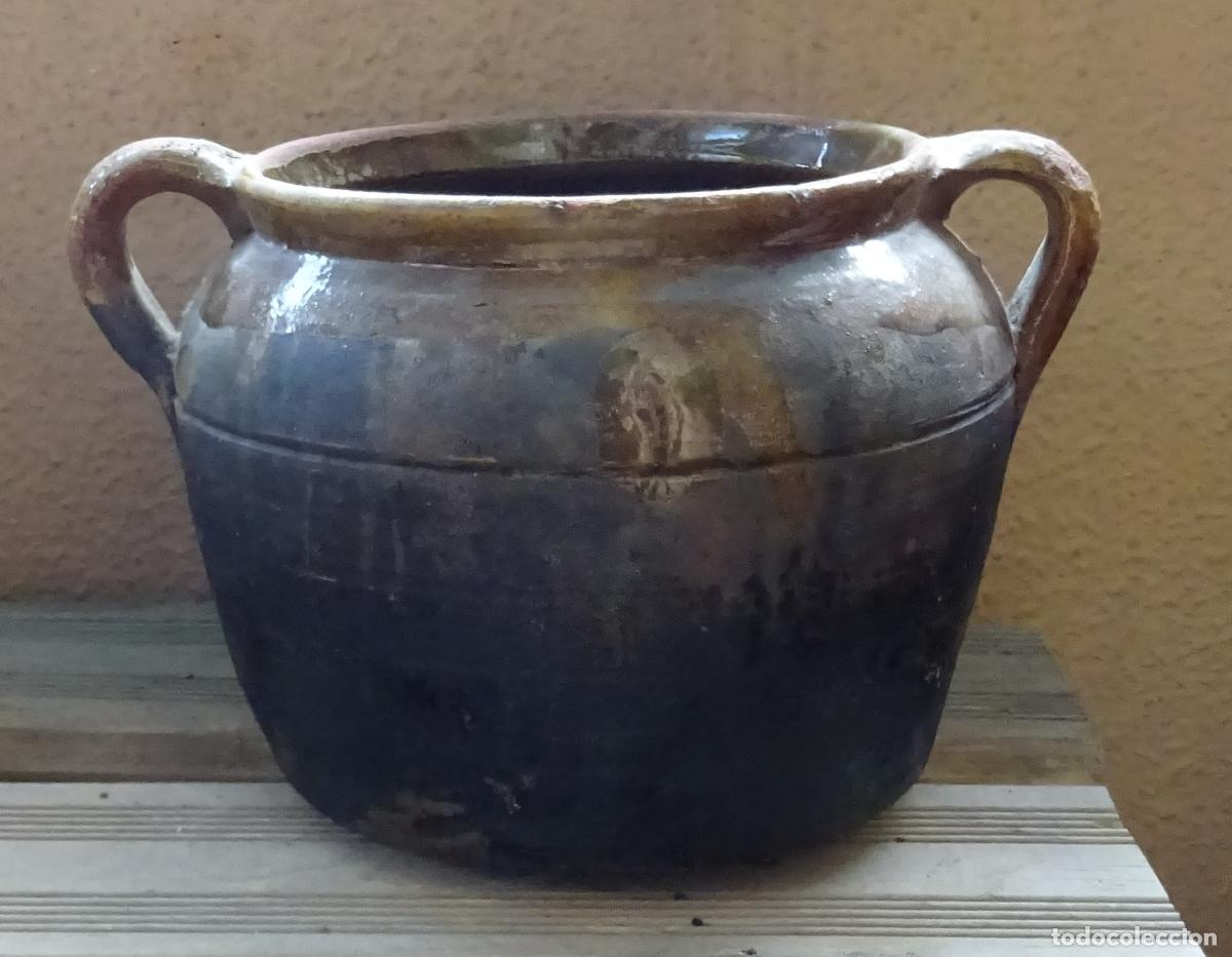 Antiguidades: OLLA / PUCHERO DE BARRO COCIDO CON DOS ASAS BARNIZADO EN SU INTERIOR. DI&Aacute;METRO 18 CM ALTURA 15 CM