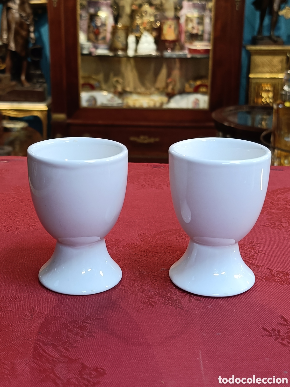 Oggetti Antichi: JUEGO DE 2 HUEVERAS PORCELANA BLANCA 7.5CM ALTO
