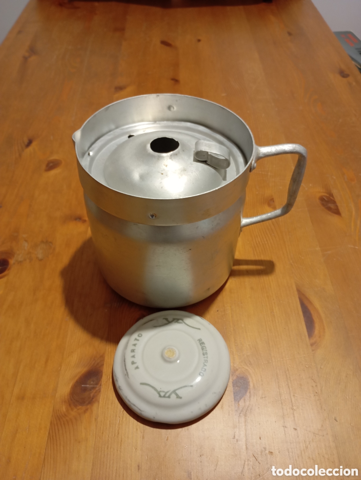 Antig&uuml;edades: Antig&uuml;o hervidor de leche/cueceleche