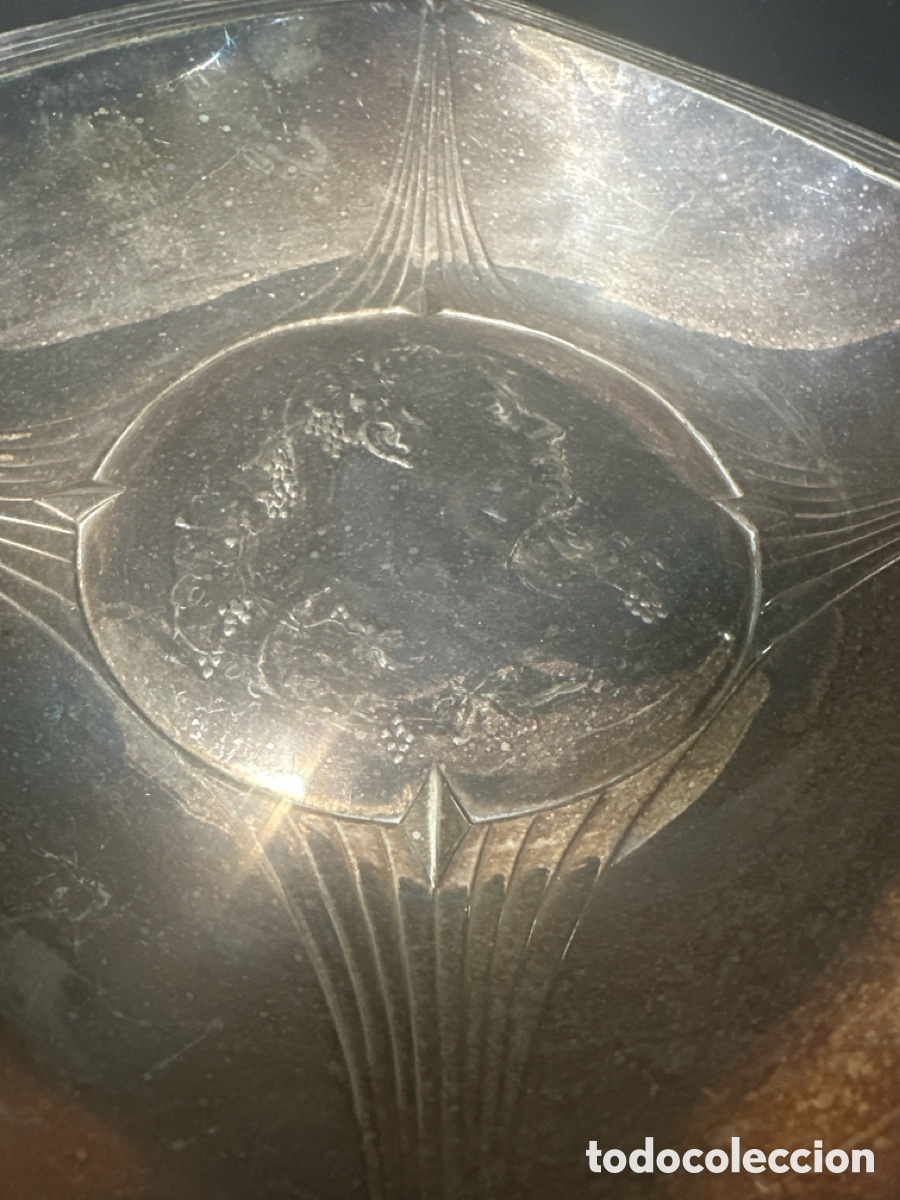 Antig&uuml;edades: Centro de mesa de metal plateado - Foto 2