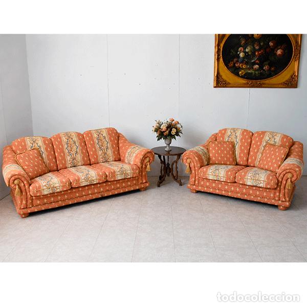 Antiquit&eacute;s: Conjunto sofa 3 y 2 tapizado coral y beige