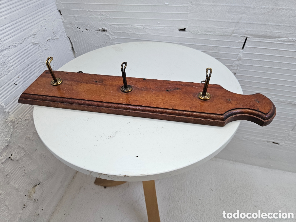 Antig&uuml;edades: Perchero mediados S. XX