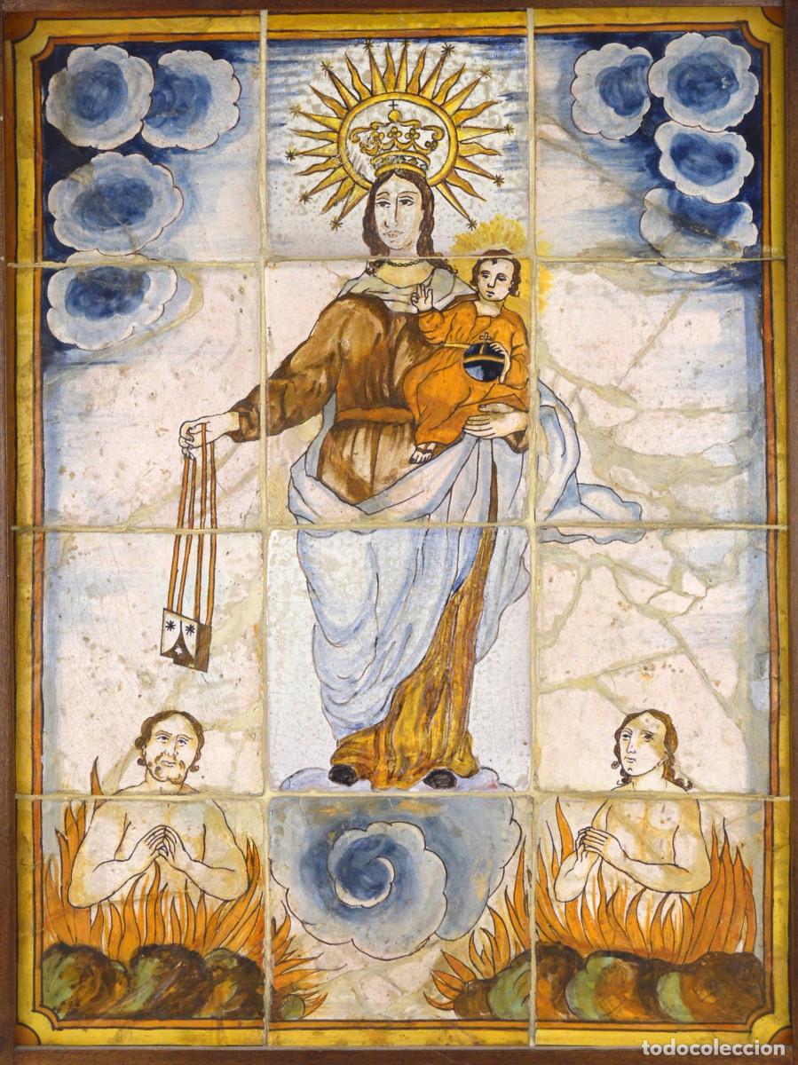 Antiguidades: Virgen del Carmen con las almas del purgatorio, plaf&oacute;n de cer&aacute;mica, siglo XVIII.