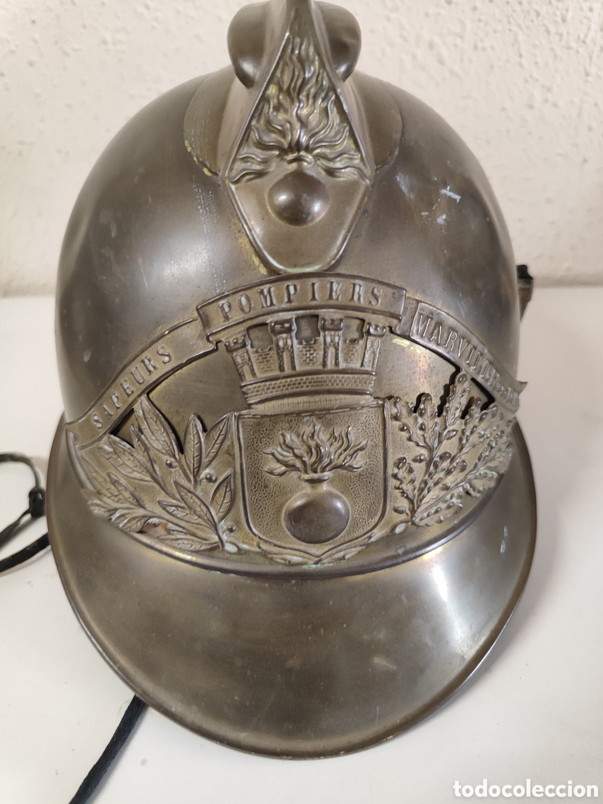 Antig&uuml;edades: Casco antiguo de bomberos franc&eacute;s siglo XIX. Original