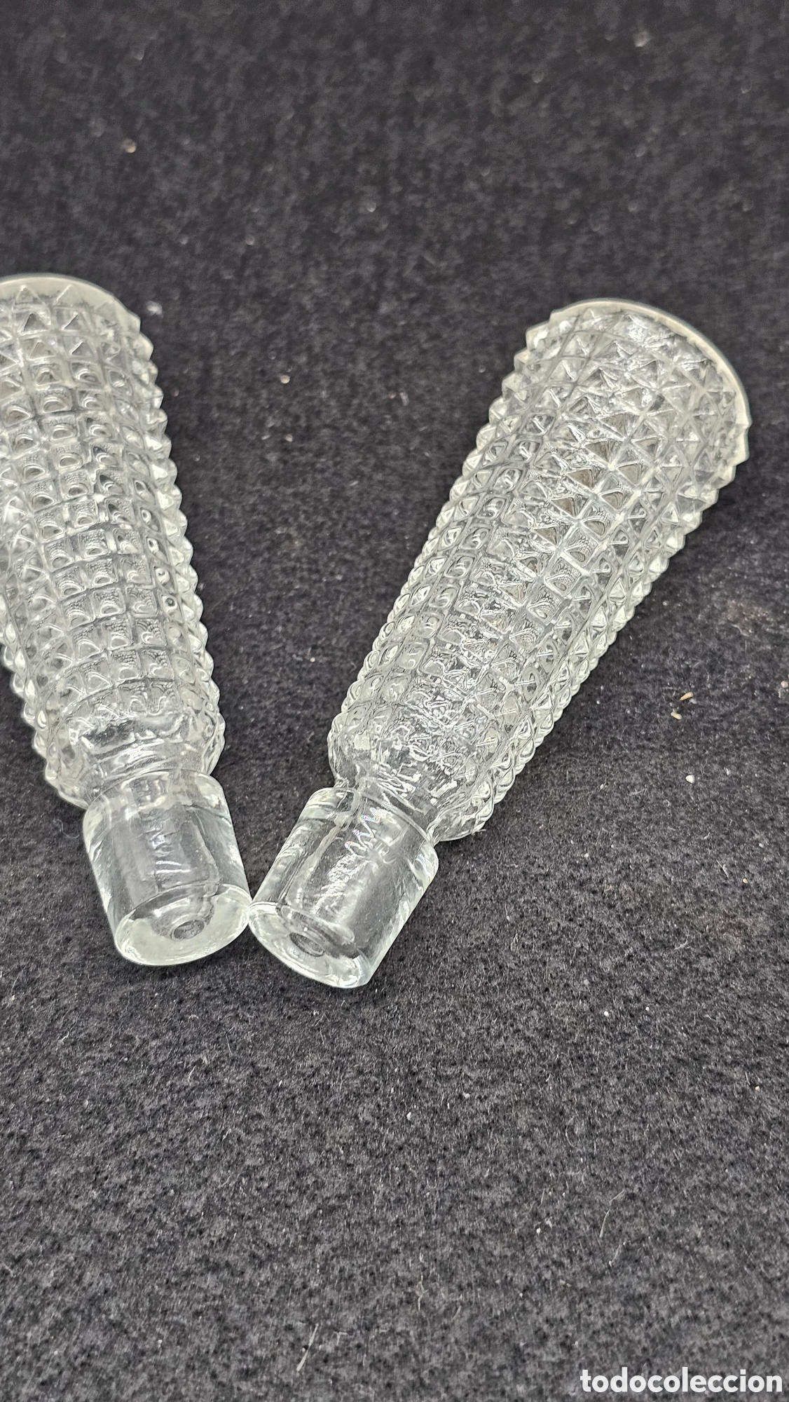 Antig&uuml;edades: Antiguas tapas de cristal transparente