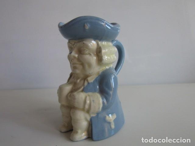 Antig&uuml;edades: PRECIOSO JARRA Dartmouth Pottery Blue & White Toby Jug Mug-Hand Made In England-4-1/2