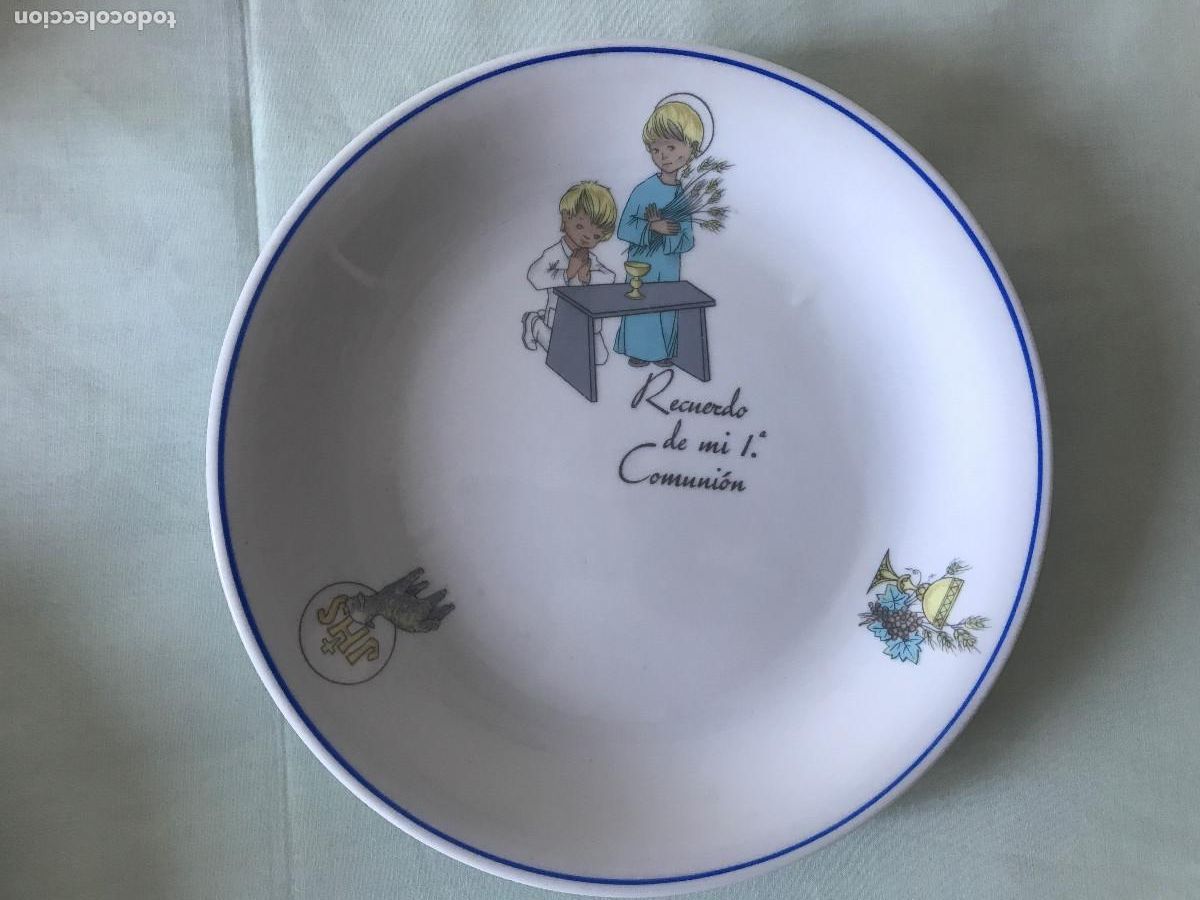 Antig&uuml;edades: Plato primera comuni&oacute;n Santa Clara. Mois&eacute;s &Aacute;lvarez. Di&aacute;metro: 21 cm