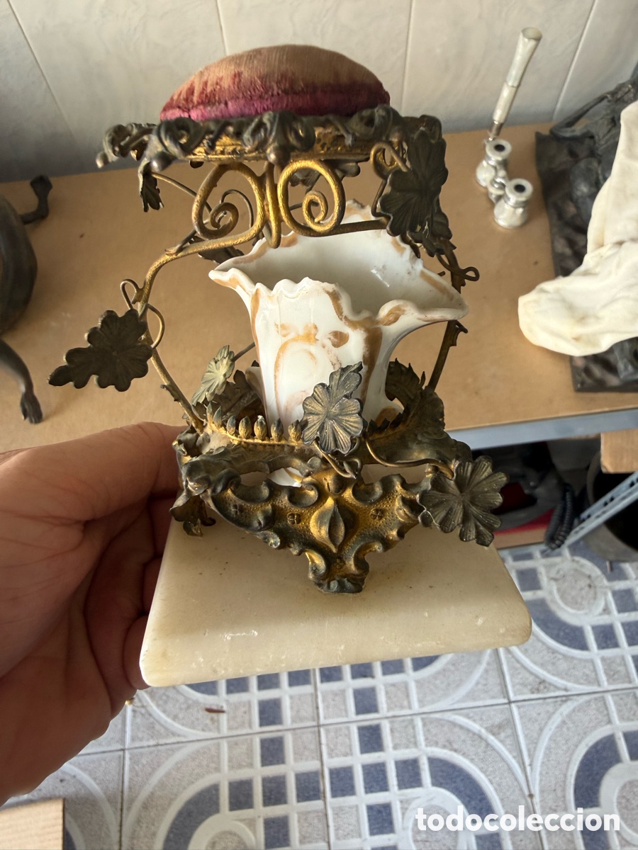 Antig&uuml;edades: Bonito adorno isabelino