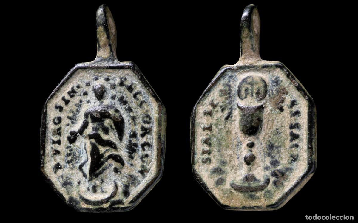Antig&uuml;edades: Medal XVI-XVII centuries V. Inmaculada / Stmo. Sacramento - 24x14 mm