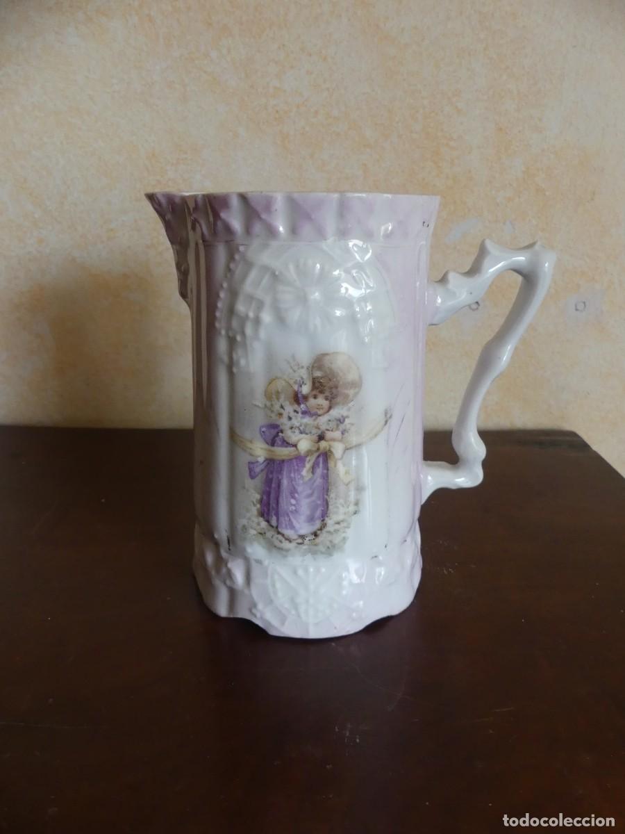 Antiques: ANTIGUA JARRITA LECHERA EN FINA PORCELANA ( 1900 )( PAGO POR BIZUM )