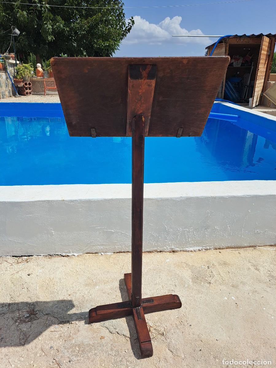 Antig&uuml;edades: Atril antiguo de madera. Siglo XIX - Foto 7