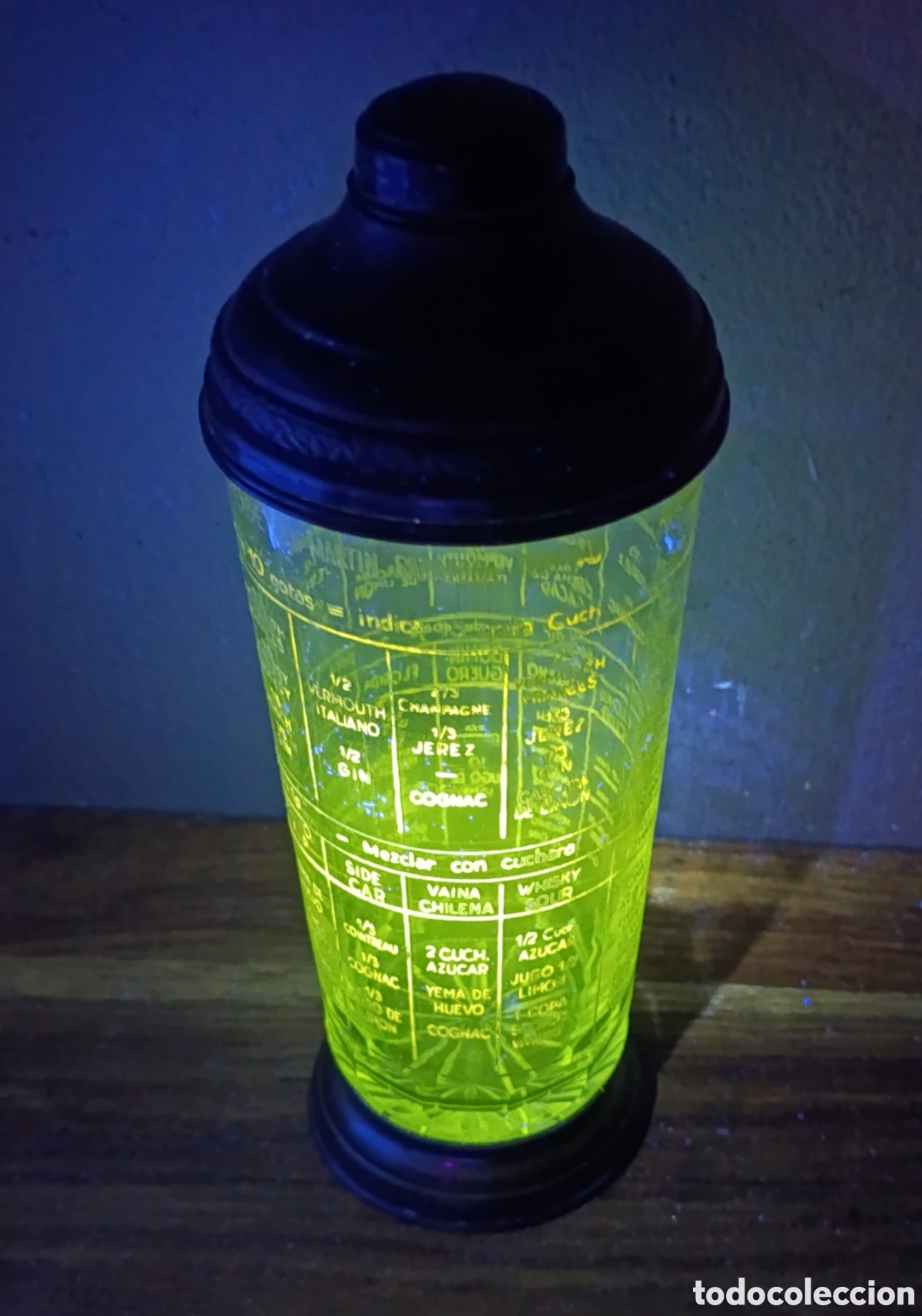 Antiquit&auml;ten: ANTIGUA, RARA Y ESCASA COCTELERA ART DEC&Oacute;, DE CRISTAL DE MANGANESO Y METAL, A&Ntilde;OS 40.