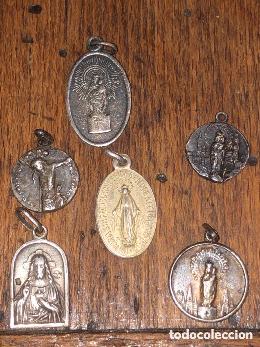 Antig&uuml;edades: Medalla religiosa antiguas plata