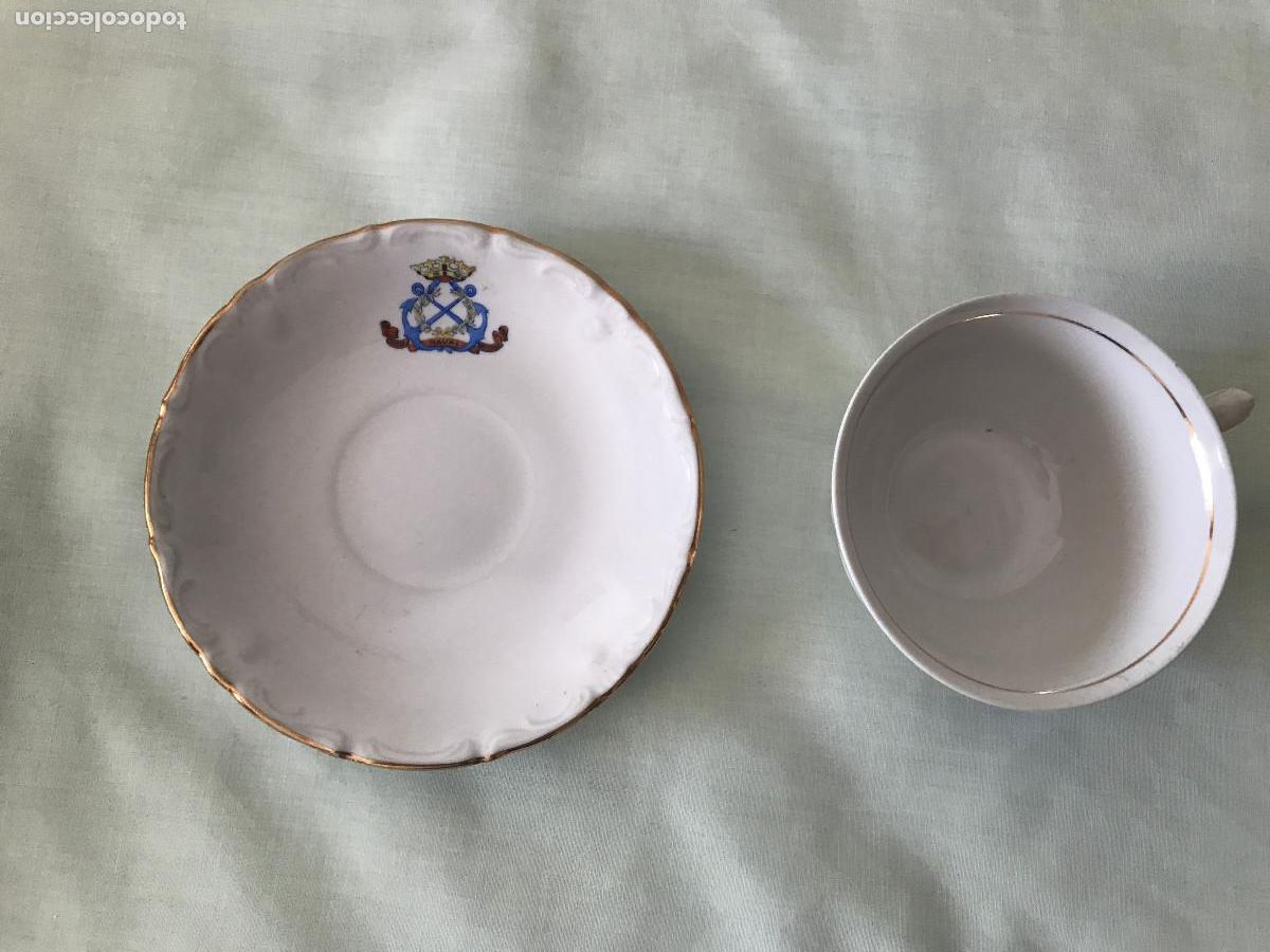Antig&uuml;edades: Taza de caf&eacute; & plato. Moahsa. Escuela Naval Militar