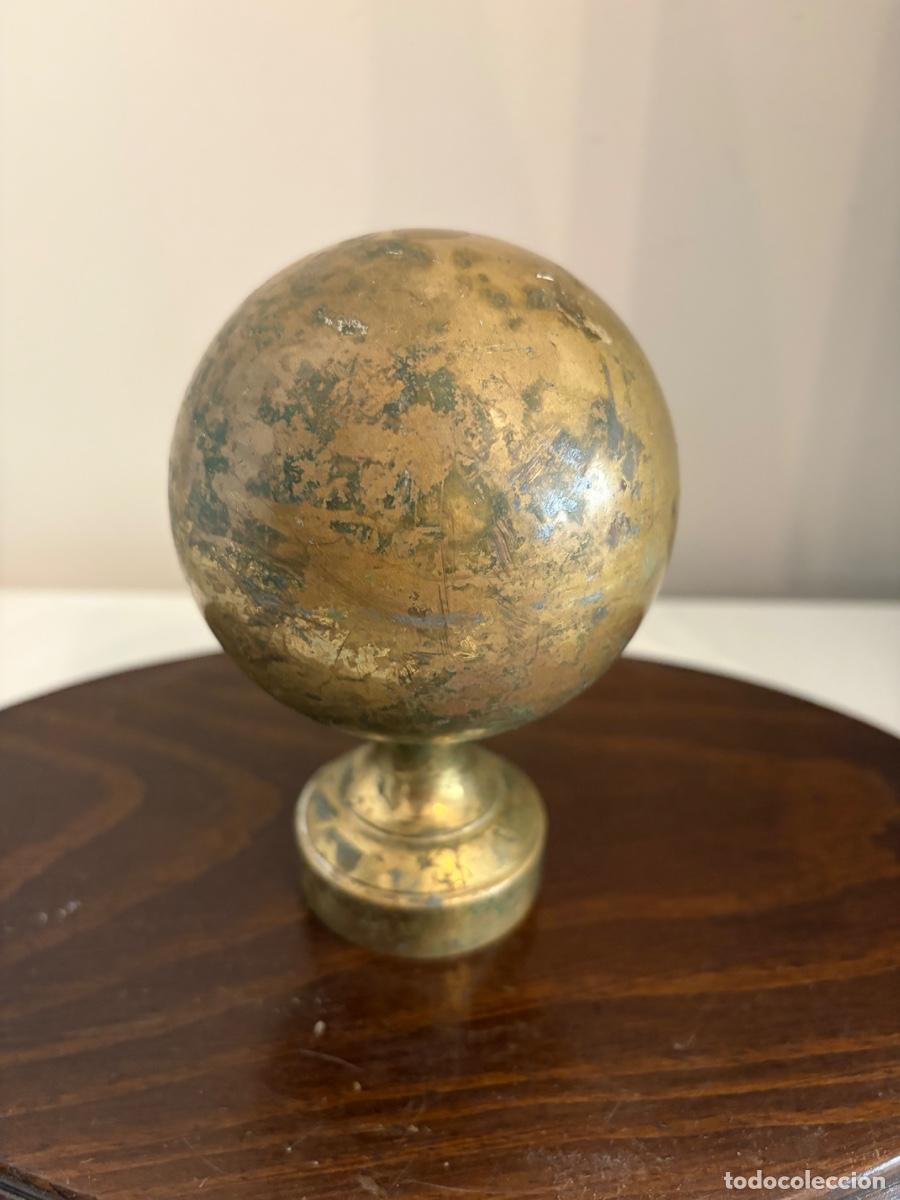 Antig&uuml;edades: BOLA LAT&Oacute;N FINAL PASAMANOS - Foto 2