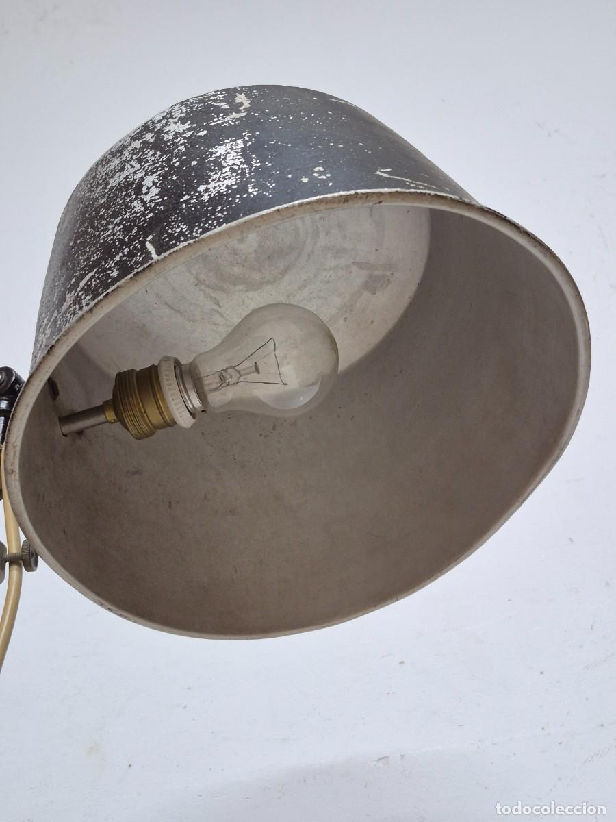 Antig&uuml;edades: L&aacute;mpara de Pie Industrial - con Base de Tr&iacute;pode - Vintage - Foto 3