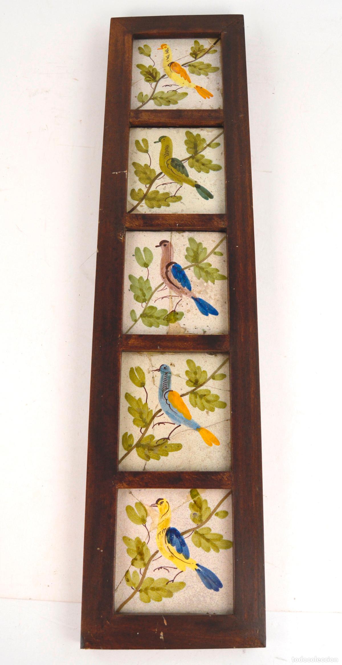 Antig&uuml;edades: P&aacute;jaros, plaf&oacute;n de azulejos de cer&aacute;mica, siglo XIX.