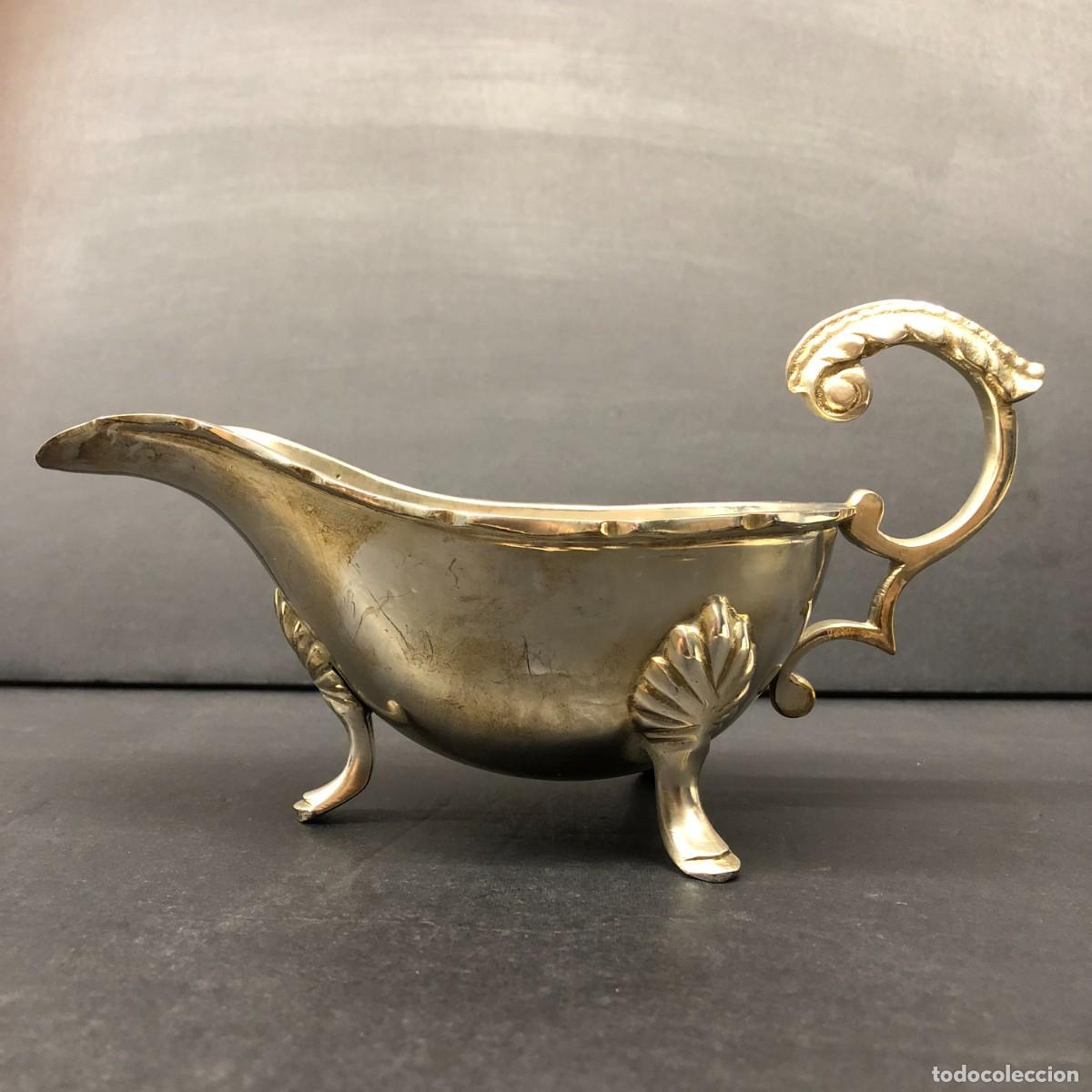 Antig&uuml;edades: PRECIOSA SALSERA BA&Ntilde;ADA EN PLATA INGLESA - 18,5 X 9 CM / 1130