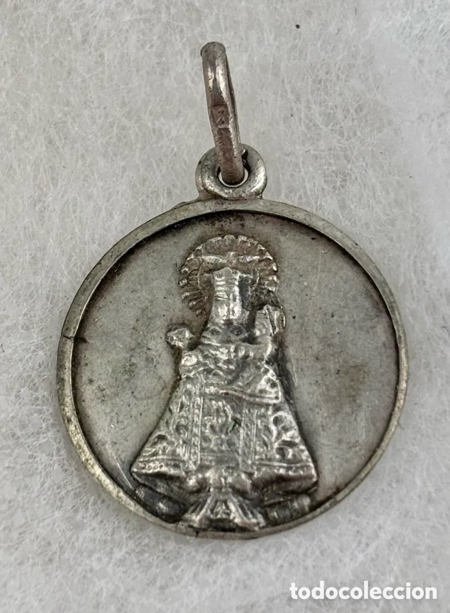 Antig&uuml;edades: MEDALLA DE LA VIRGEN DE COVADONGA EN PLATA - Foto 1