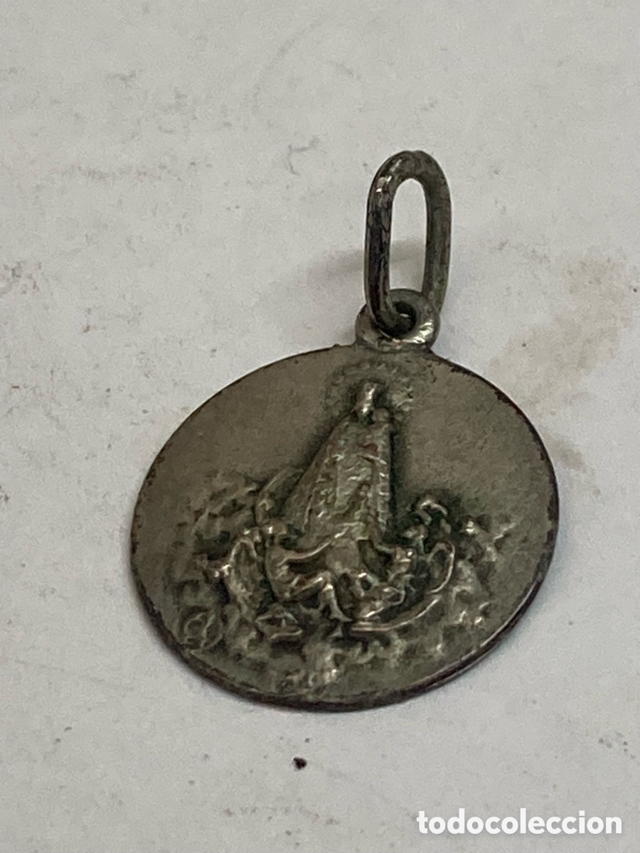 Antig&uuml;edades: Medalla de plata religiosa C645