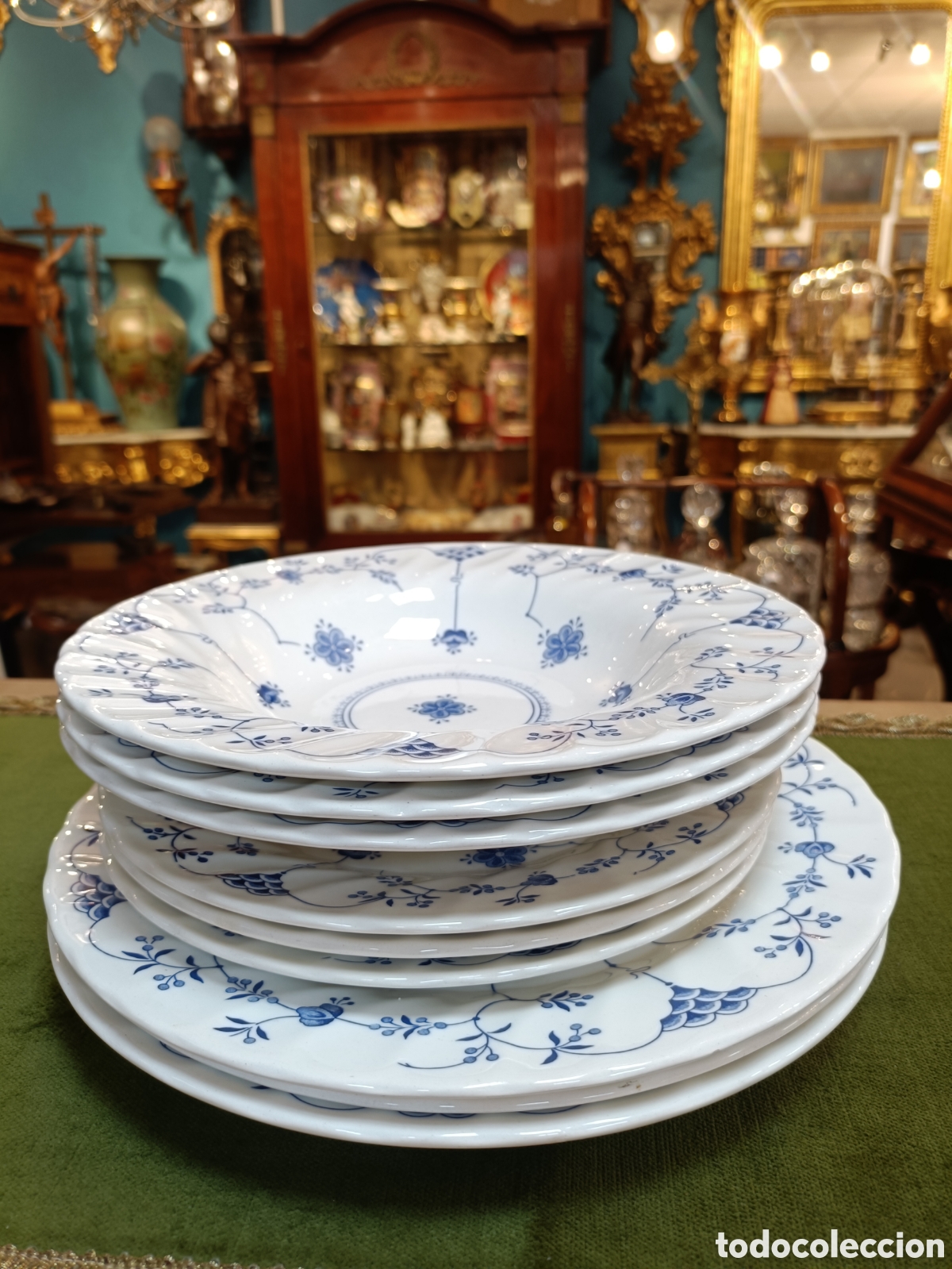 Antig&uuml;edades: JUEGO DE 9 PLATOS PORCELANA INGLESA CHURCHILL.
