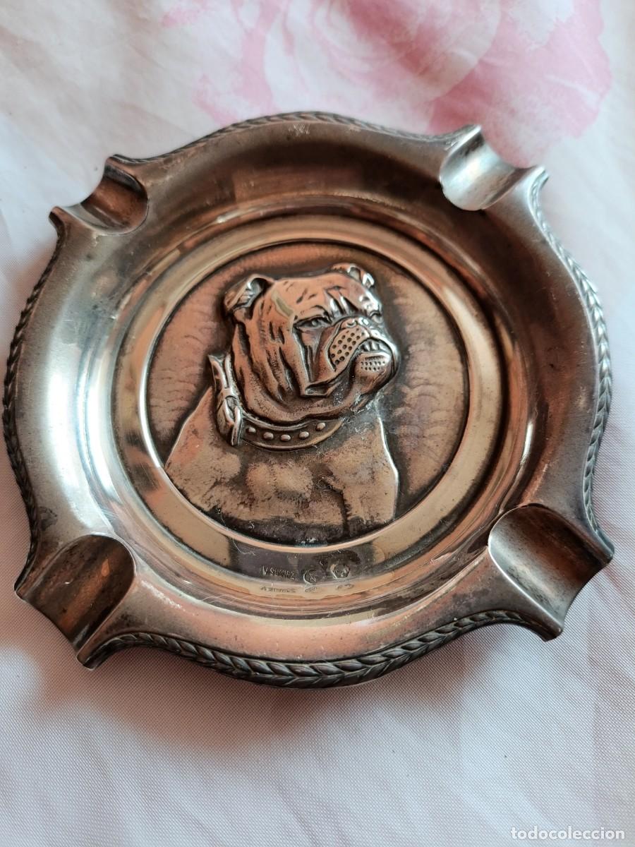 Antig&uuml;edades: Antiguo cenicero de plata de 1 Ley. Firmado V.Suarez. Sello 'estrella' Diametro 10 cm. Peso 41 gr